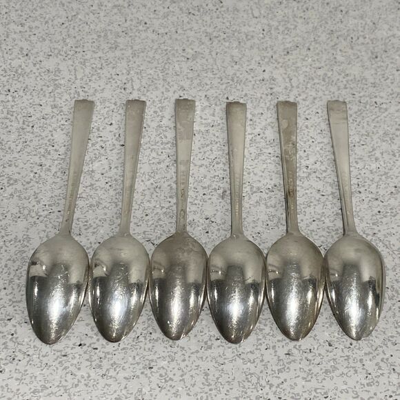 Vintage Oneida Silverplated Teaspoons Caprice Pattern Circa 1937 set of 6 spoons - Picture 5 of 6